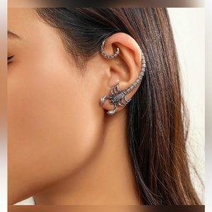 Modcloth Silver Scorpion Scorpio Earrings Ear Cuffs Gothic